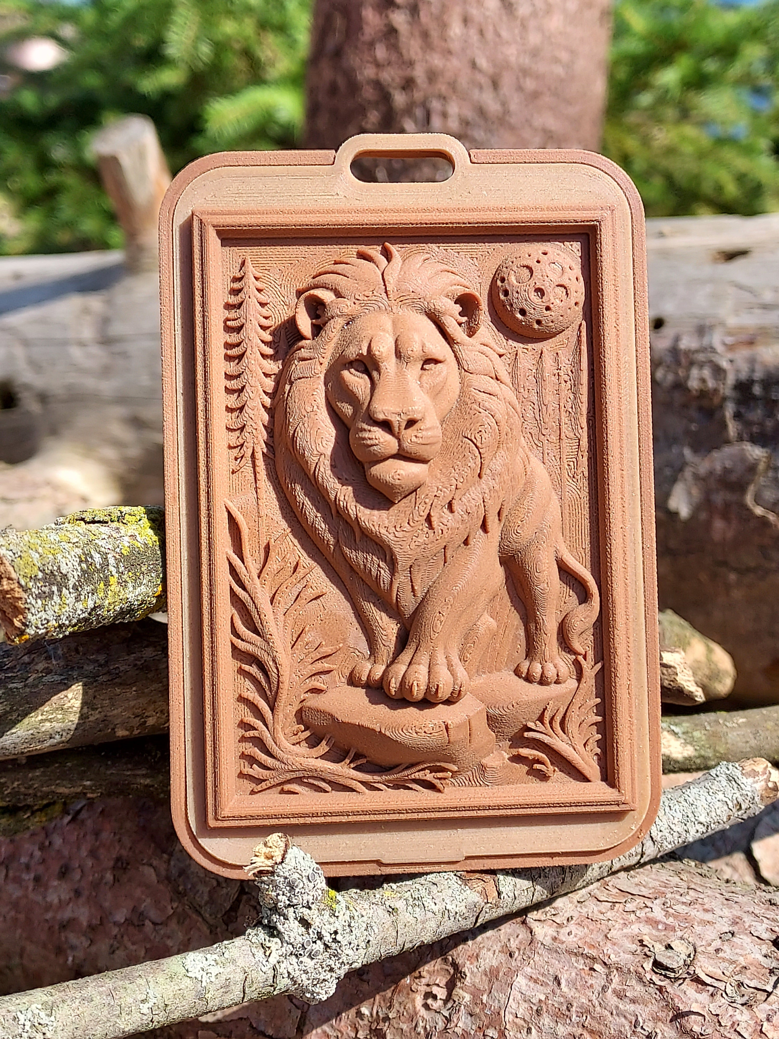 Majestic Woodland Lion Card Holder