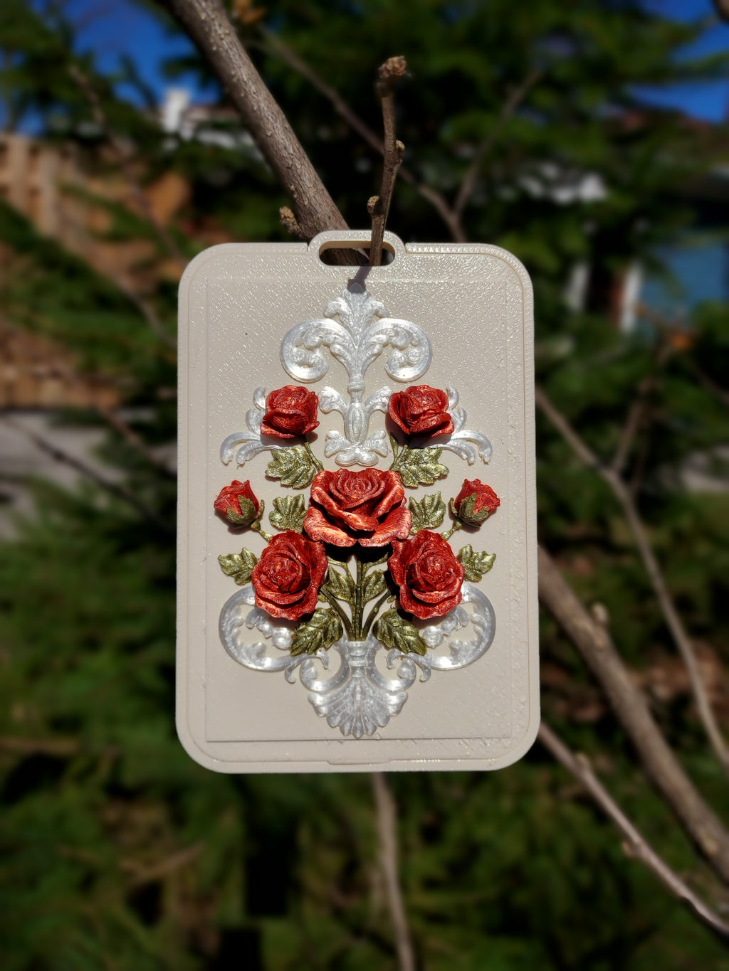 Sculpted Vintage Rose Filigree Card Holder