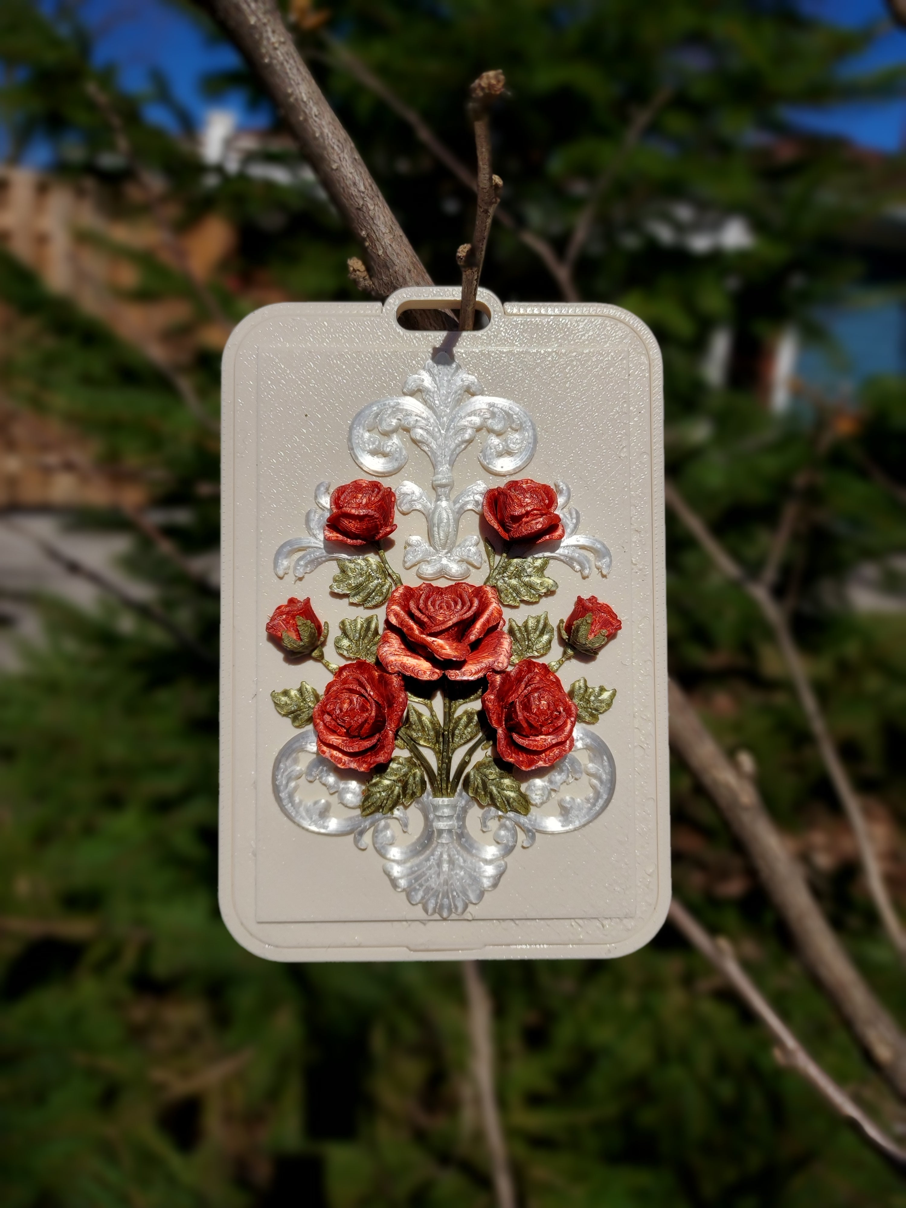 Sculpted Vintage Rose Filigree Card Holder