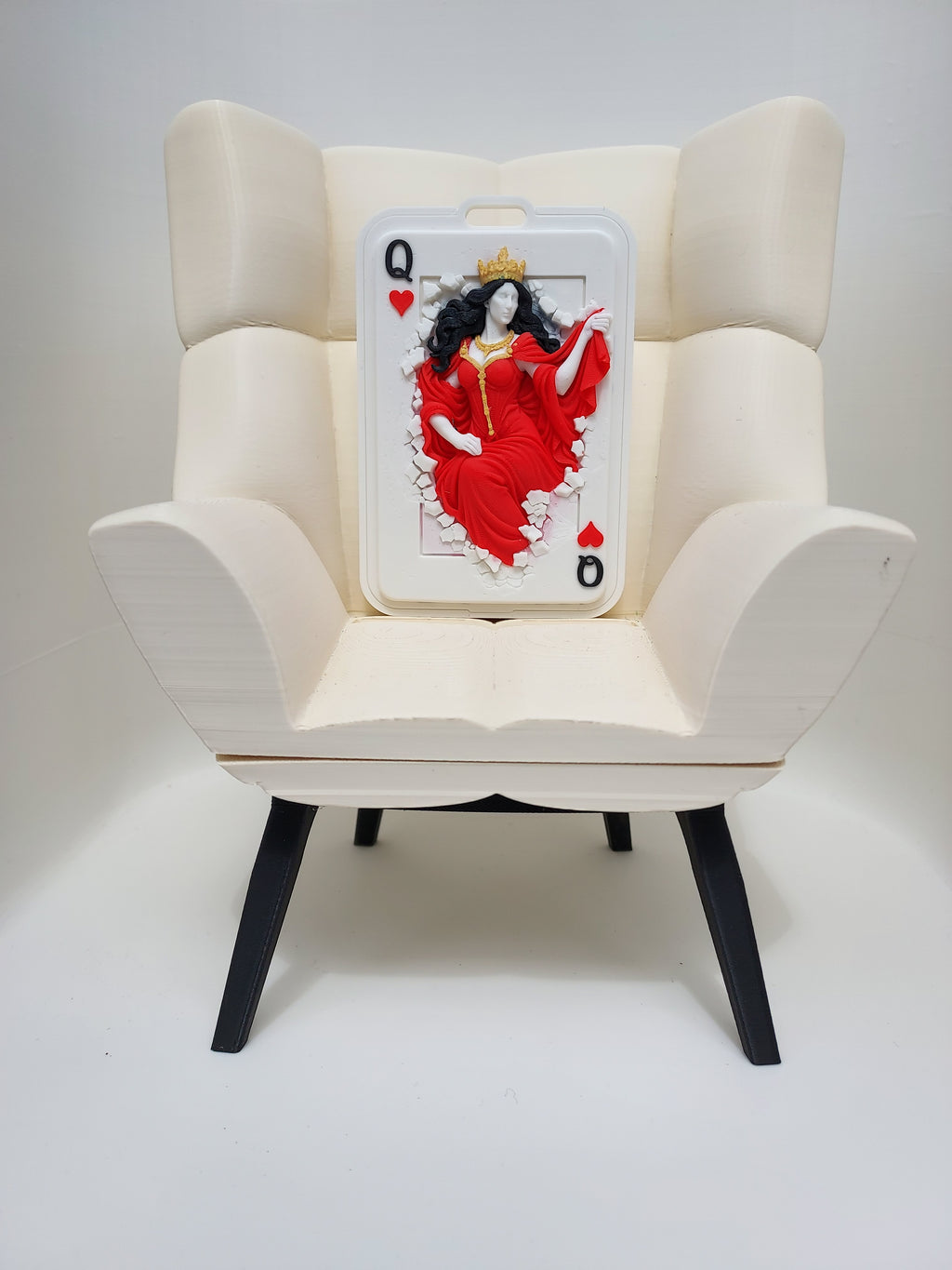 Queen of Hearts Breakout Card Holder